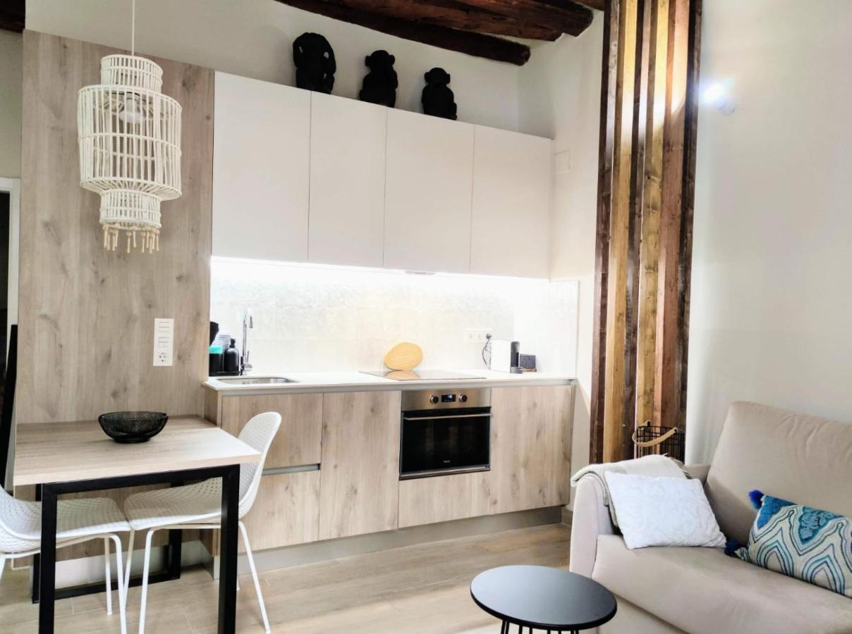 Apartaments La Rambla - La Pelu - 2 Persones Cornudella de Montsant Bagian luar foto